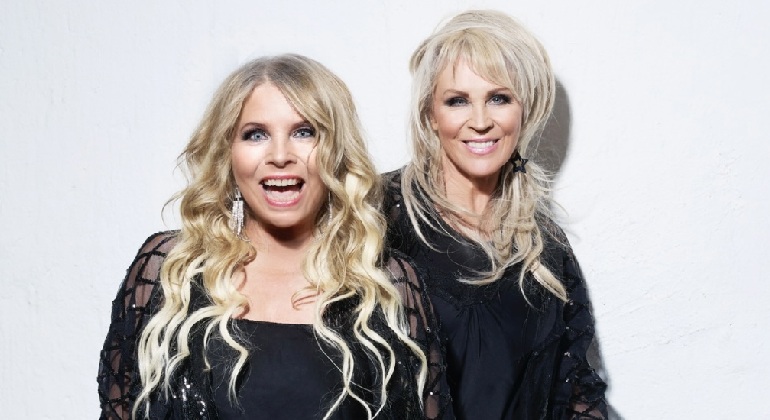 Pressbild på Lilli och Sussie